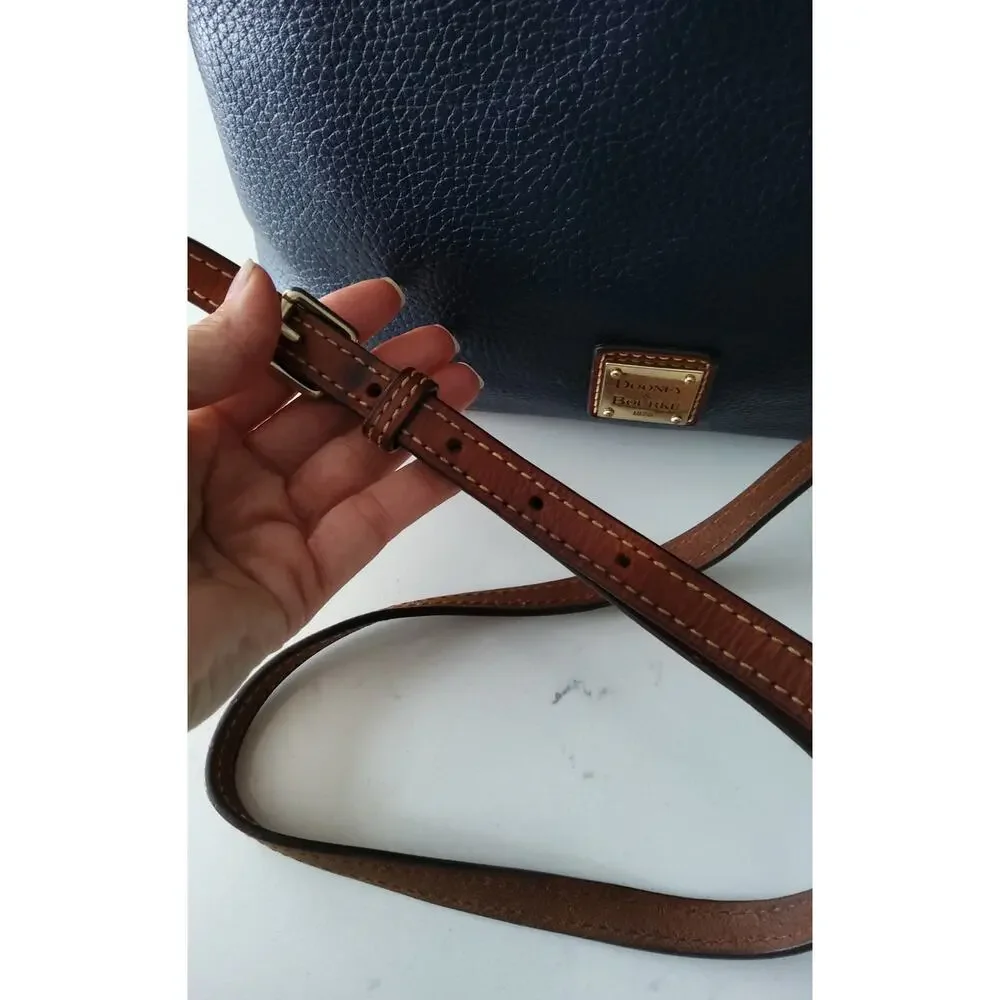 Dooney & Bourke Pebbled Grain leather Crossbody handbag navy/brown old money - Picture 12 of 13